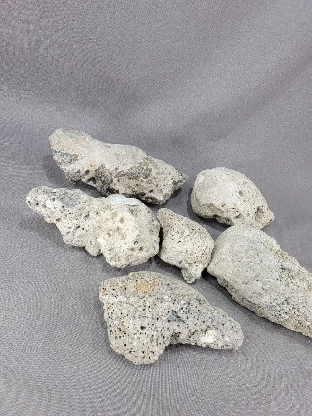 N/A measurements stones packaging
